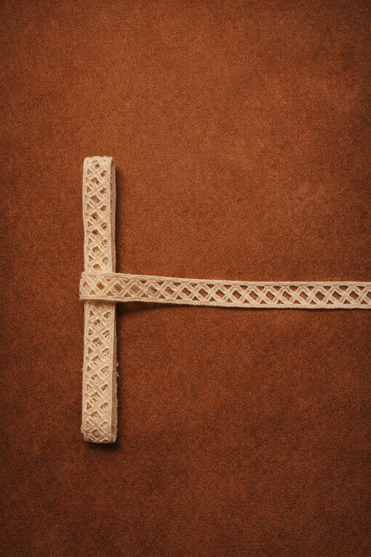 Dentelle DOUCE ÉCRU - Écru - 1cm