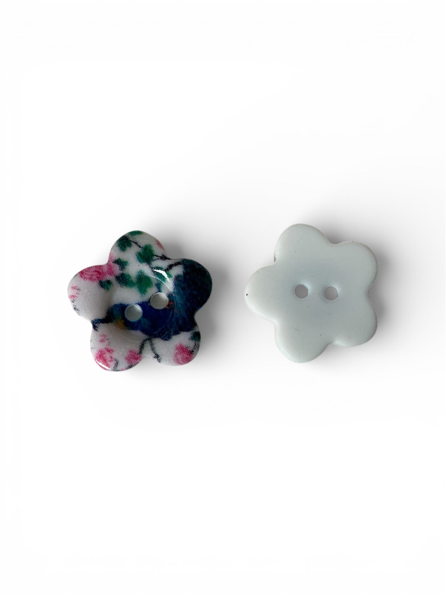 Boutons fleurs en plastique - 2cm
