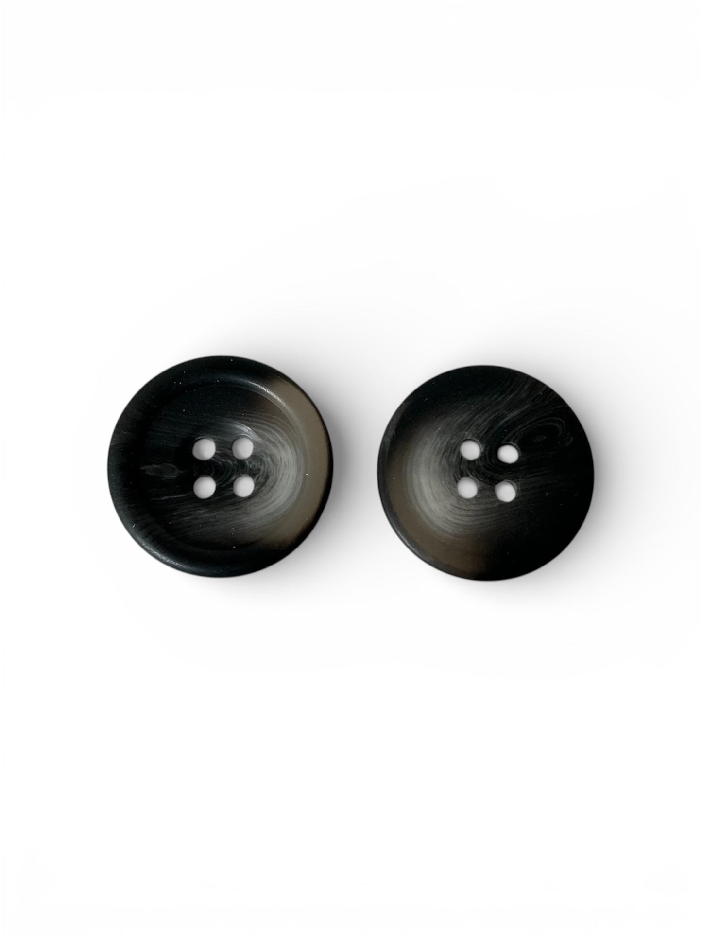 Boutons en plastique - noir avec reflet - 2,5m